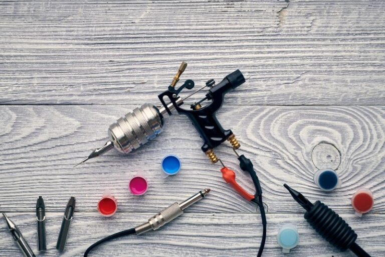 Väike tätoveerimispüstol